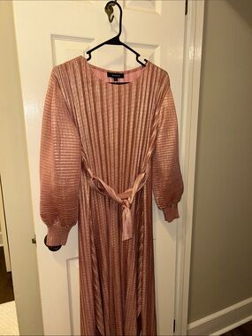 forever u metallic pleated midaxi dress in rose gold Metallic Pleated Mini Dress With Keyhole Halter Neckline 45689